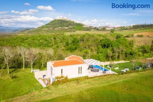 Family Villa Monvue - Image 1
