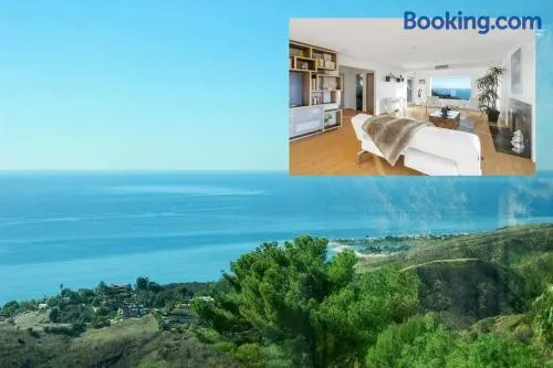 Malibu Secluded Escape Ocean View Zen House - Image 1