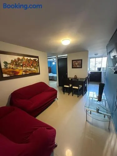Departamento a 3 calles del malecon - Image 1