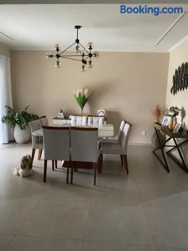 Casa com piscina - Image 1