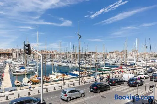 Vue panoramique Vieux Port Marseille - Image 1