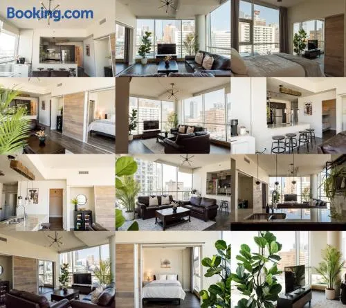 the YYC Lookout Tower & City Vibes 2BR w Parking - Image 1