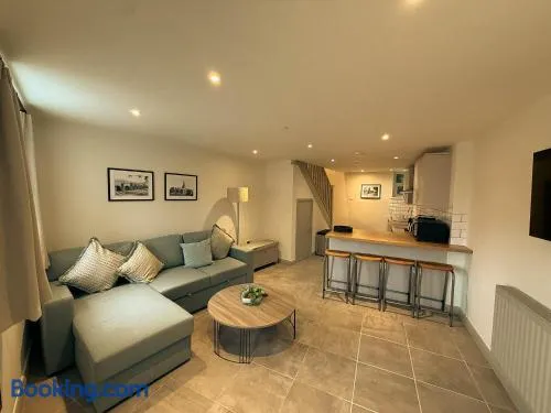 Cottages at The Vine Tree, Cottage 1 - Image 1