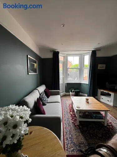 Cartref - Fully equipped and stunning town flat - Image 1