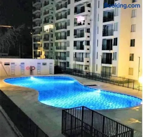 Apartamento vacacional amplio, cómodo y tranquilo. - Image 1