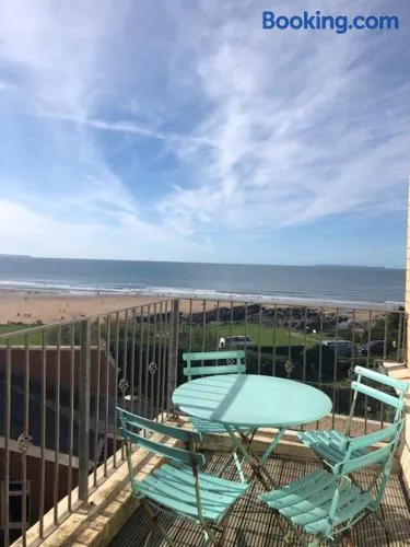 Woolacombe Seaside Apartment - Image 1