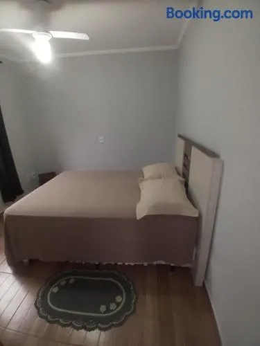 Quarto Casal Cinza - Image 1