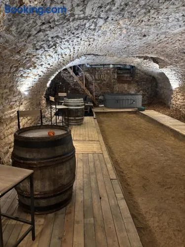 La Cave Des Merveilles - Image 1