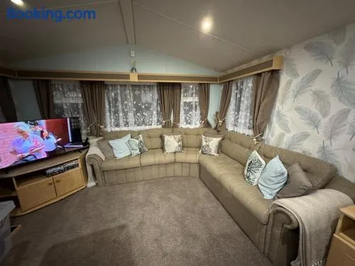 Coastal retreat with monkey-themed kids rooms Caravan - Image 1