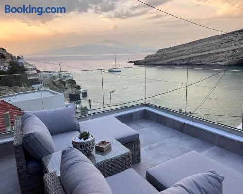 Aphrodite Luxury Accommodation - Image 1