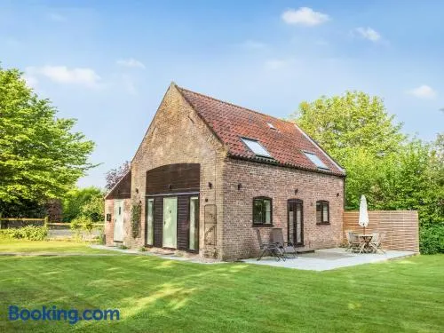 Bird Barn - Image 1