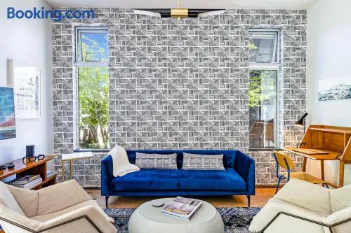 Modern Santa Fe Baca Railyard Apartment with Terrace - Image 1