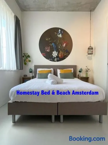 Bed & Beach Amsterdam - Image 1