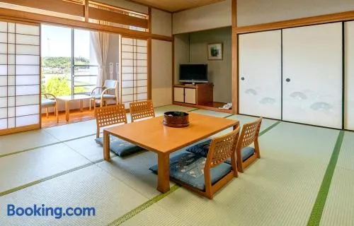 Awara Kitagata Onsen Kohanso Hana Yurari - Image 1