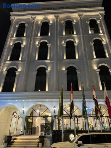 White Domes Hotel - Image 1