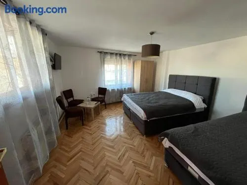 9 mezeta - Image 1
