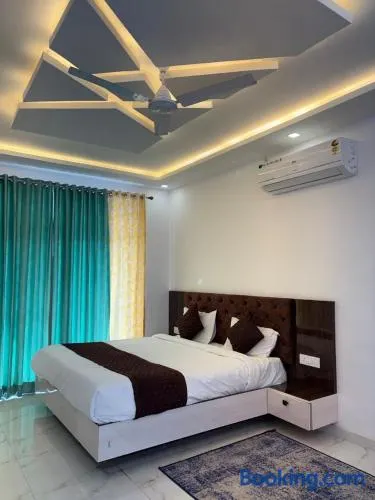 Casa Aura Villa - Image 1