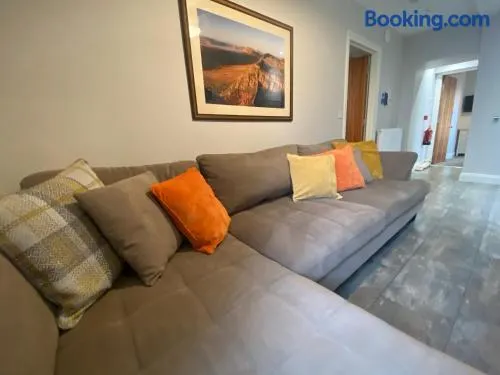 Brampton Holiday Homes - Beckside Apartment, Brampton Town Centre, Hadrians Wall - Image 1