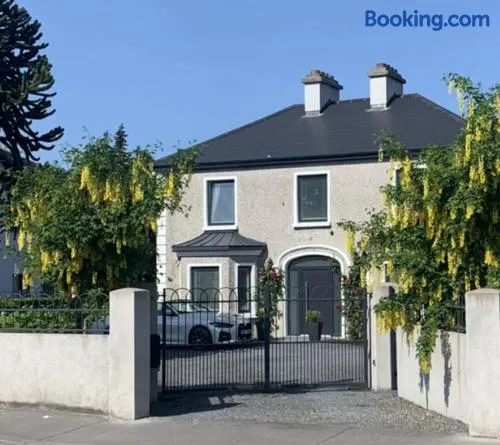 Lavally House - Image 1
