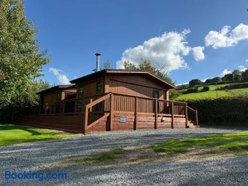 Charming 2 bedroom Lodge In the Shropshire Countryside with Fantastic Views - Image 1