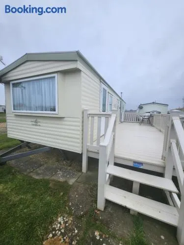 Kingfisher OAK 1098 Dees Caravan Lettings - Image 1