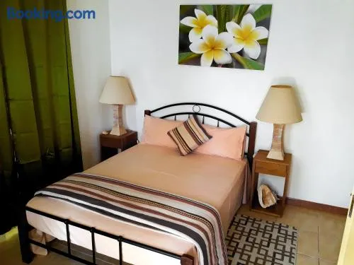 Flo Villa - Image 1