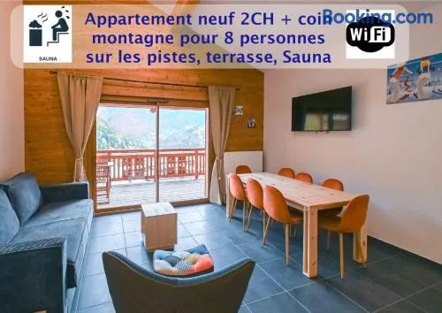 Dans résidence neuve LE SNOW ROC sur les pistes, appartement 8 personnes 2 chambres et coin montagne avec Terrasse WIFI et SAUNA - Image 1