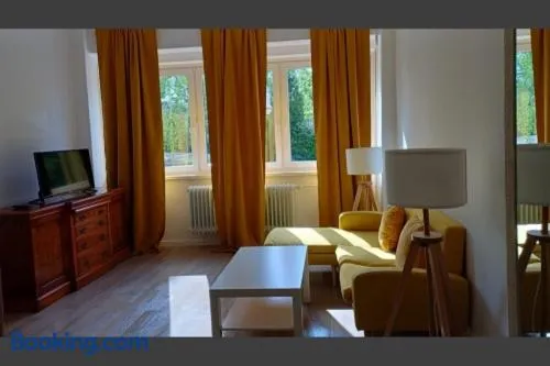 BoLA 9 Unterkunft Hamburg günstig für 2 Personen mit Küche - Image 1