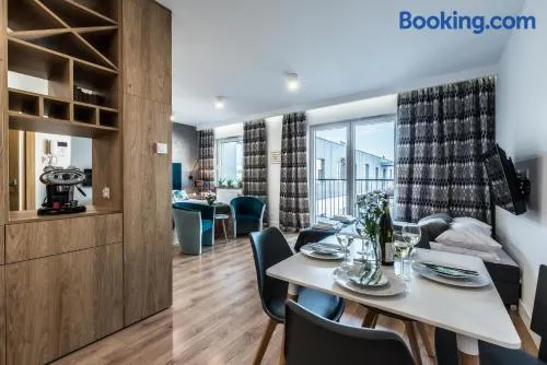 Apartament Targi z garażem i siłownią - Image 1