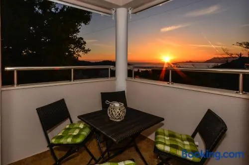 A&M Cavtat, sunset 3 bedrooms apartment with parking - Image 1