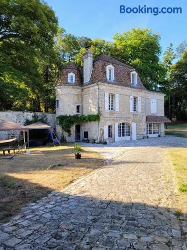 LE MANOIR PARADI - Image 1