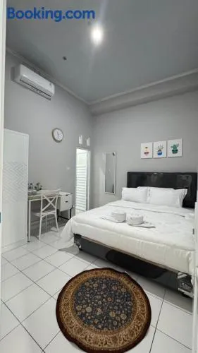 Sultan Agung Homestay Syariah - Image 1