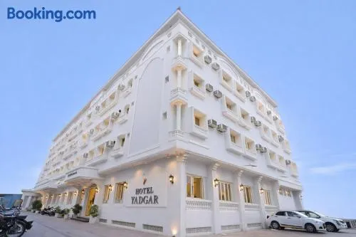 Hotel Yadgar - Near Railway Station - Image 1