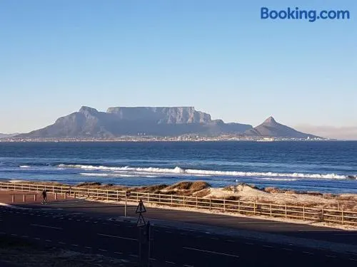 Blouberg Luxury Beachfront Apartment - Image 1