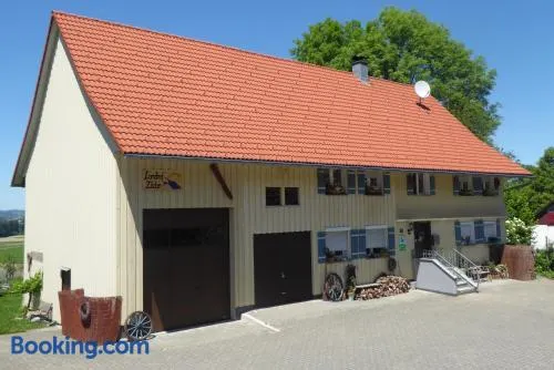 Appartement de vacances avec barbecue, jardin et terrasse | Vue montagne - Image 1