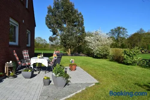 Appartamento accogliente e familiare con barbecue, terrazza e giardino | Ammette animali domestici - Image 1