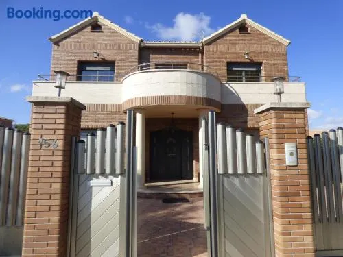 Chalet moderno con PISCINA en Calafell - Image 1