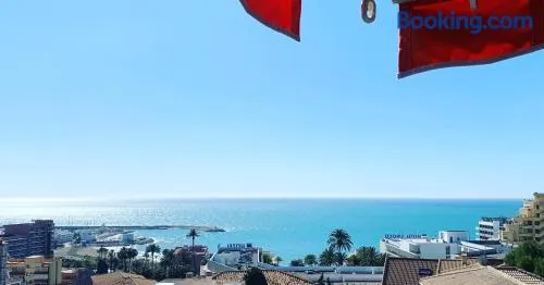 Apartamento en urbanización con fantásticas vistas - Image 1