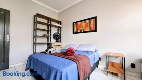 Copacabana: Próximo à Praia com Todo Conforto - Image 1