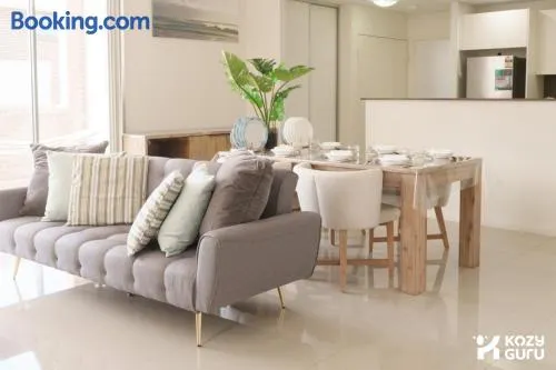KozyGuru | Hillsdale | 2 Bedroom APT - Image 1