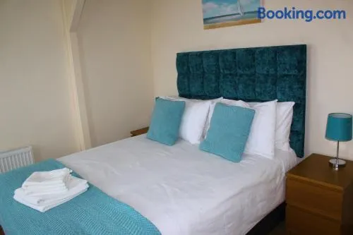 Argyle Lodge - Image 1