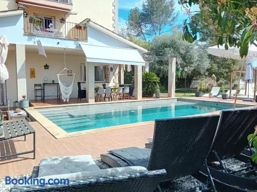Les Canyes Cottage, Private Villa Resort - Image 1