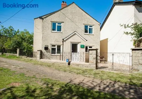 Hazeldene Cottage - Image 1