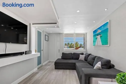 Ocean Breeze II- 3A- Brisa Mar - Image 1