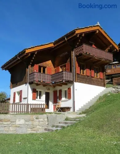 Chalet Safran - Image 1