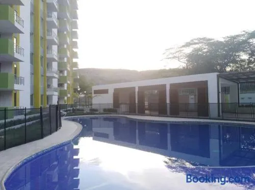 Apartamento de descanso en Girardot - Image 1