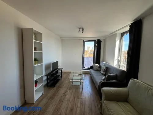 4 Bed Balcony Greenwich Retreat - Image 1