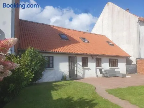 Charmerende byhus i Struer Midtby - Image 1