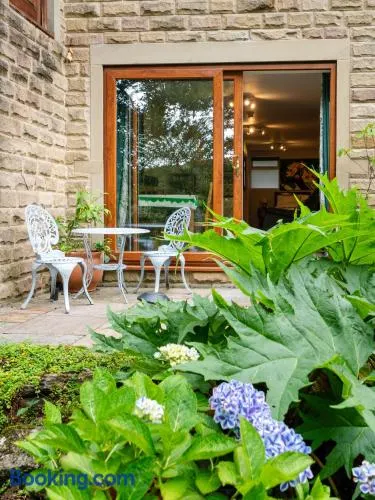 Wood Bank Studio Apartment - Image 1