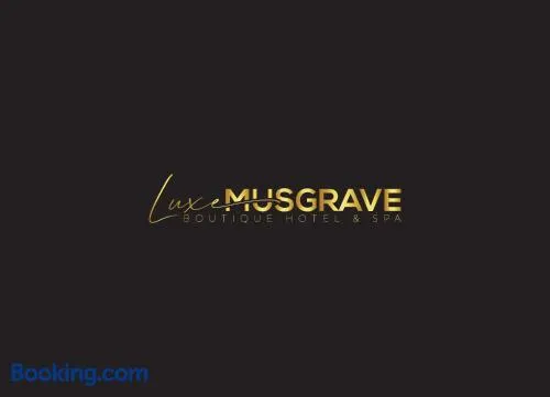 Luxe Musgrave Boutique Hotel - Image 1